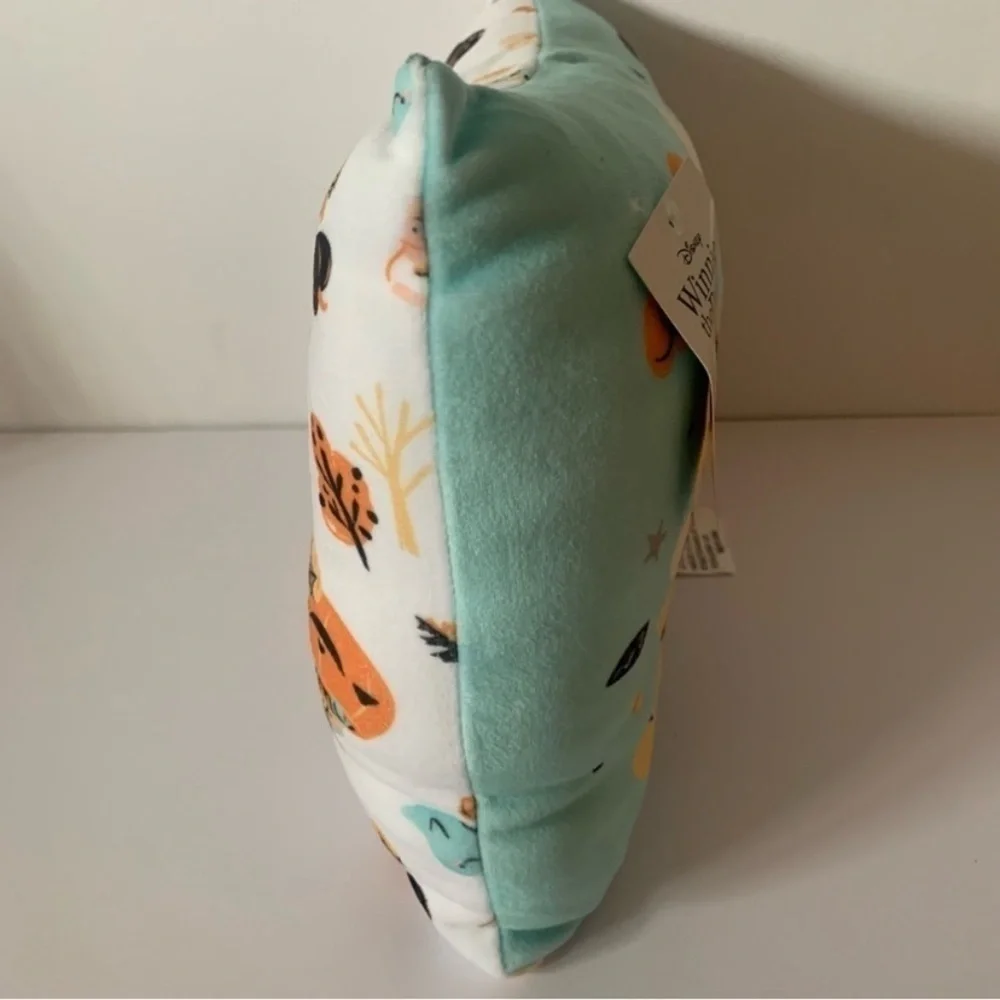 NWT. DISNEY Winnie The Pooh Halloween Themed Decorative Pillow